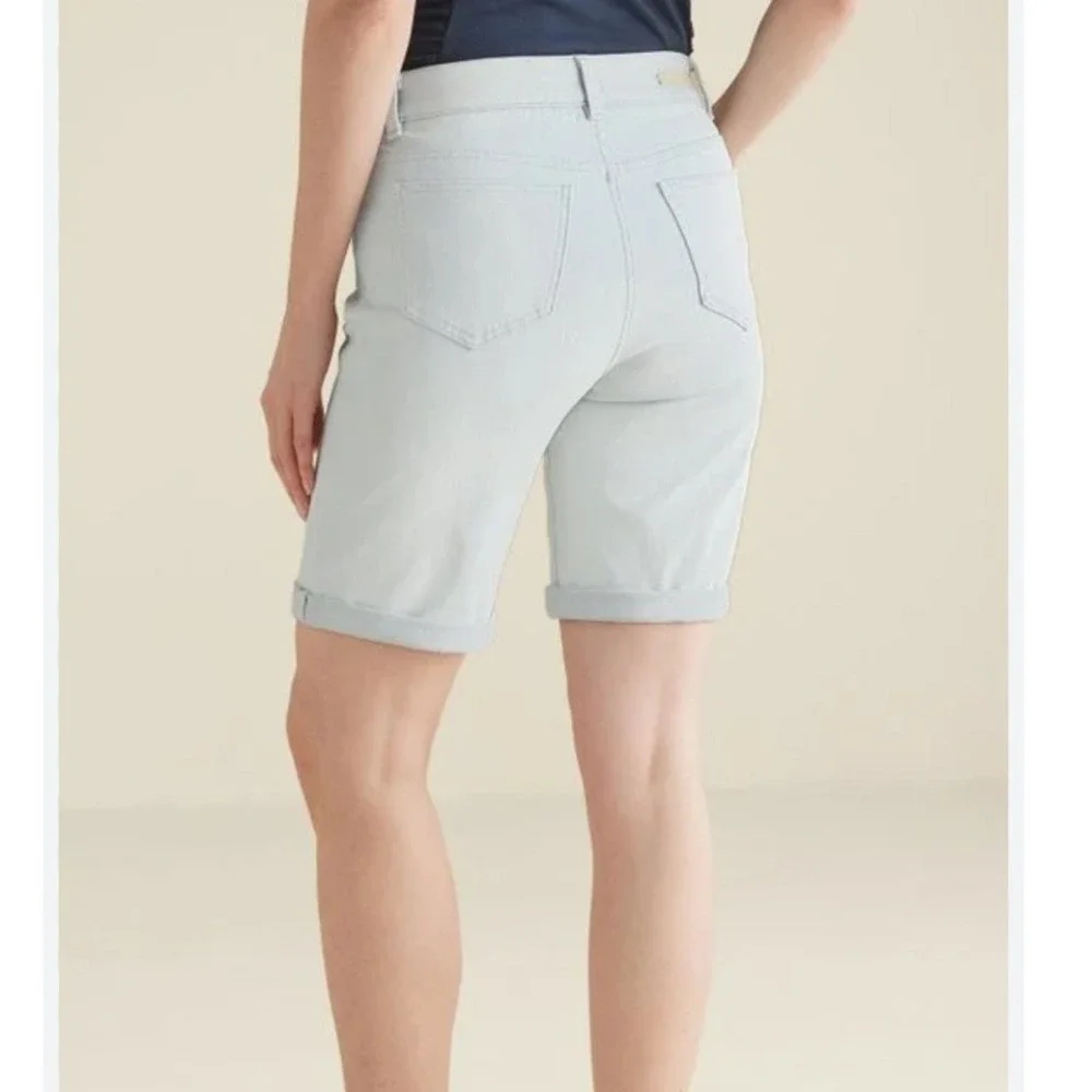 Soft Surroundings Womens Light Wash Denim‎ Bermuda Shorts Cuffed Size L Stretch